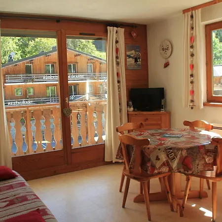 Chatel, 2 Pieces, 5 Personnes - Fr-1-200-260 아파트 Châtel